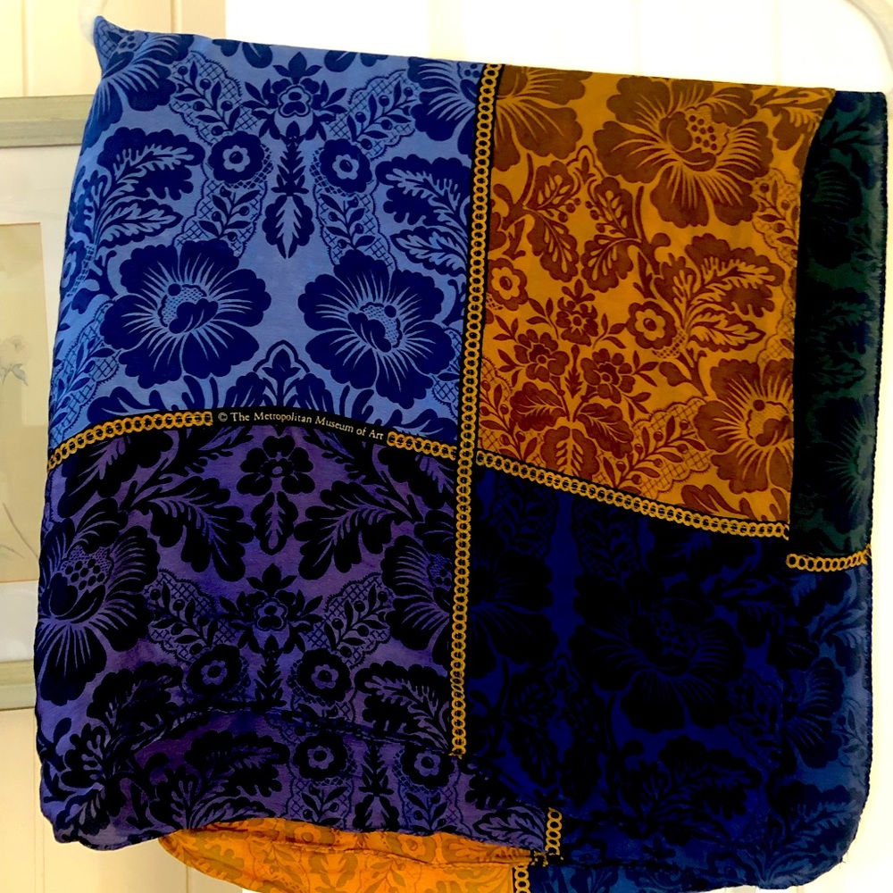 The Metropolitan Museum of Art Silk Scarf
